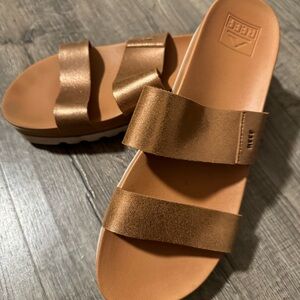Gold Reef Cushion Vista Hi Sandals Size 11